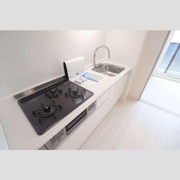 D Paina 宿河原七丁目 タッチレス水栓付の3口ガスコンロキッチン
