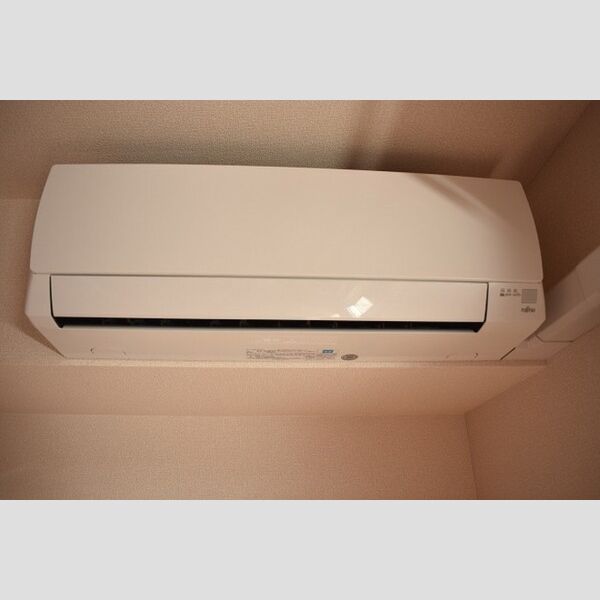 プリムヴェール　弐十壱番館 エアコン