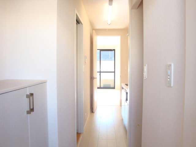 レジデンス小金井 玄関