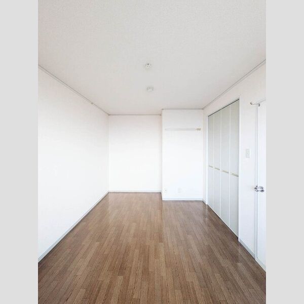 ブライトンパーク303号室 洋室7帖