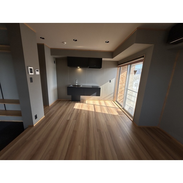 エトワール大成町401号室 リビング