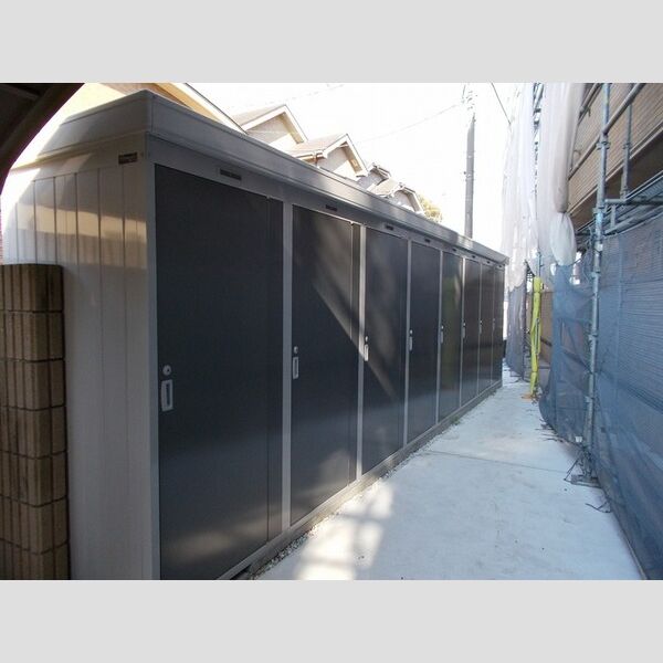 サニーフラット三ツ沢203号室 トランクルーム(月額2,160円)