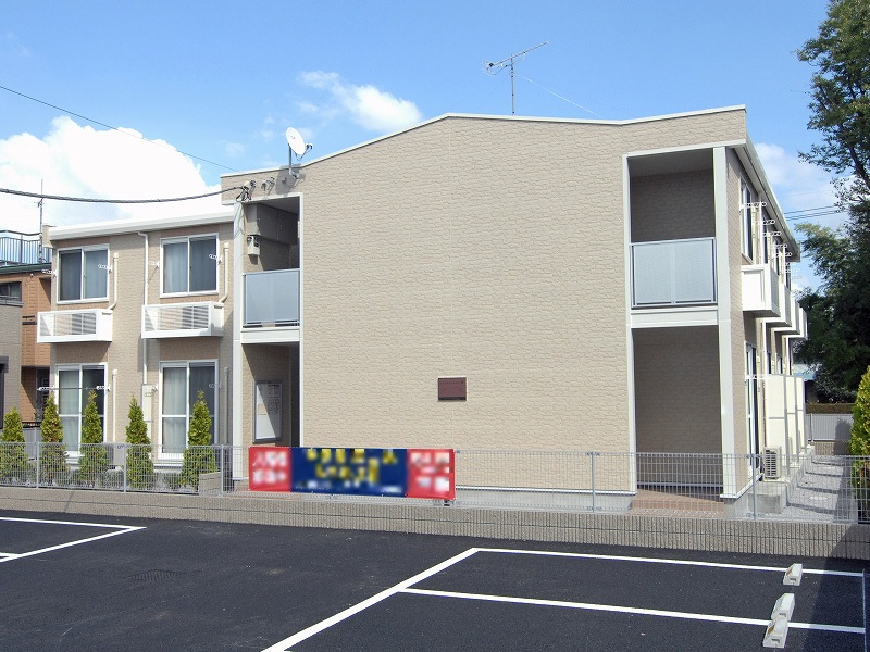 レオパレスｃｕｒａｃｉｏｎの外観画像