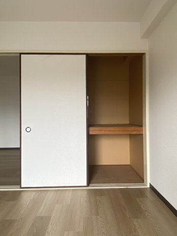 角田ビル0402号室 収納