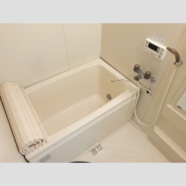 Bellevue参番館201号室 お風呂