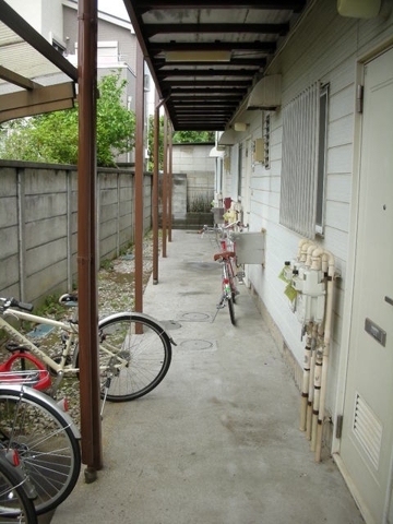 皇山町ハイツ 外観