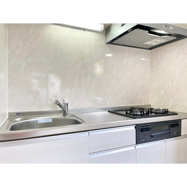 パティオ湘南102号室 ☆3口ガスコンロ