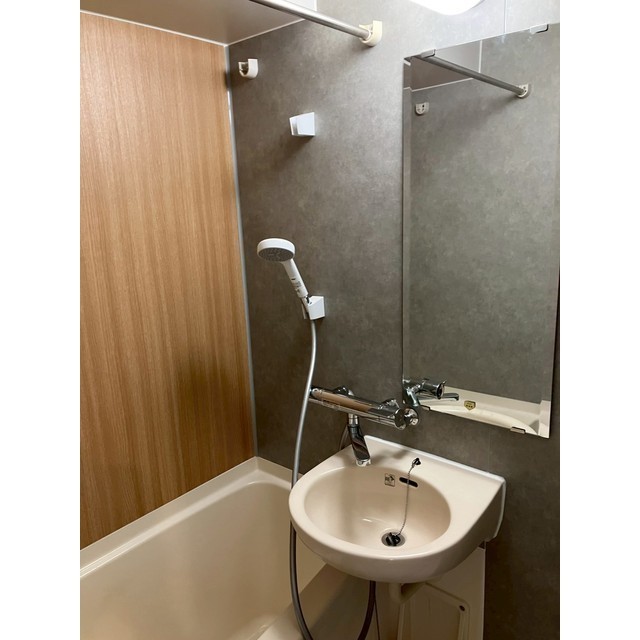 レジデンス横濱関内0408号室 同建物別部屋の参考画像