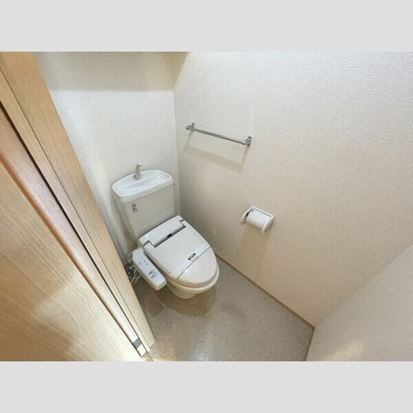 アピテ・プランシェ トイレ　温水洗浄暖房便座