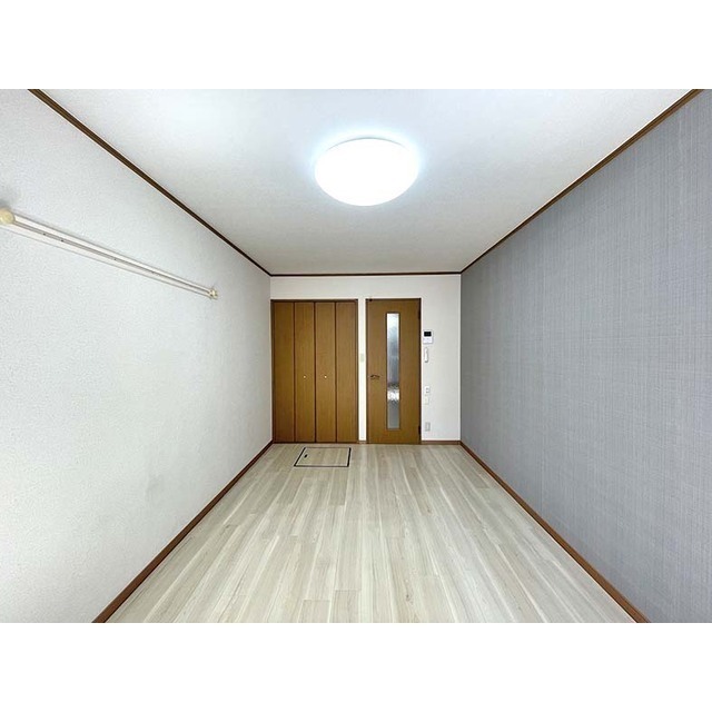 グランシャリオ105号室 収納完備、使いやすい1Kです