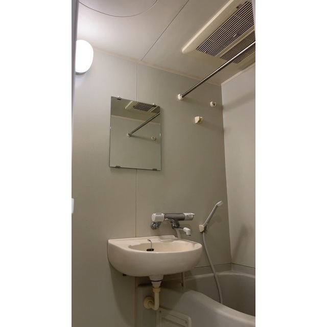 ロアール早稲田401号室 お風呂