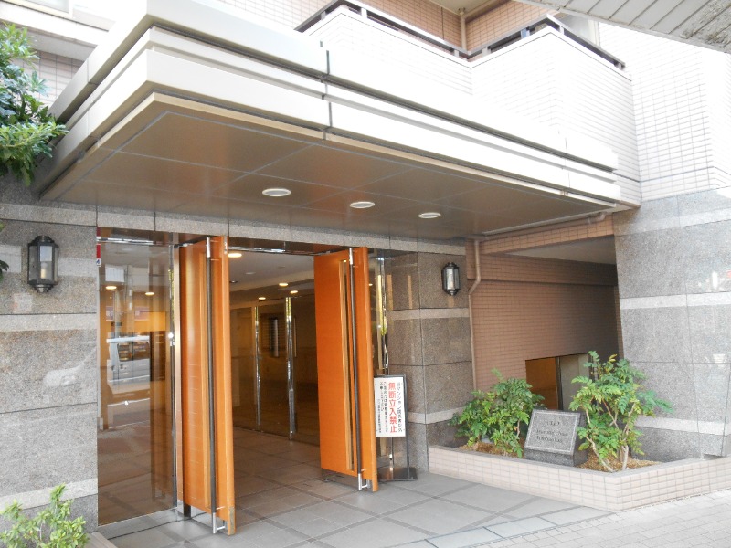 クリオ鶴見中央壱番館 エントランス