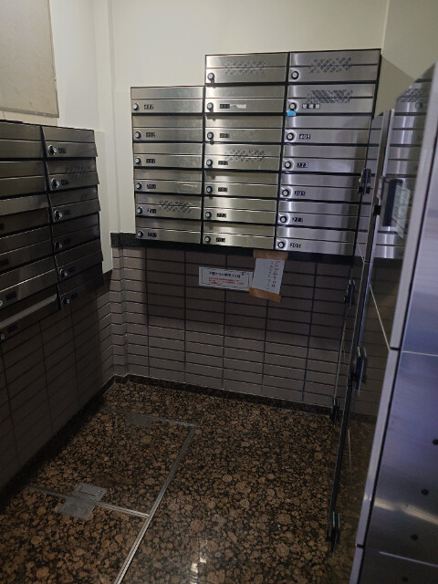 グランフィールド南行徳(F-028)3階 部屋その他