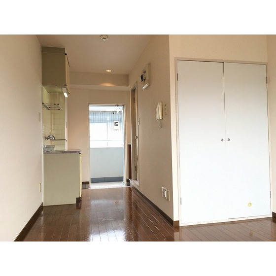 エレガンス綾瀬６0811号室 居室