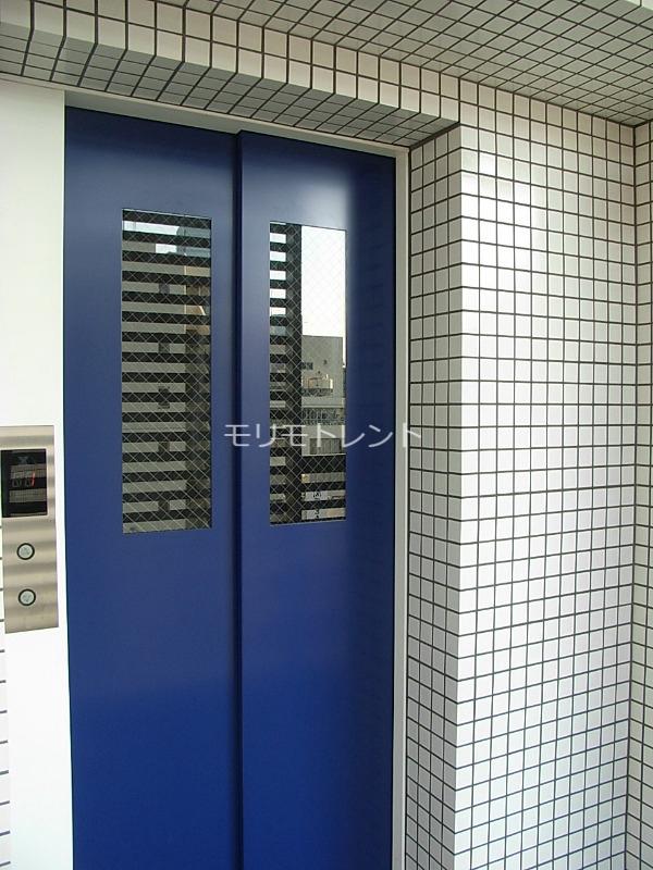 カスタリア日本橋12階 エレベーター
