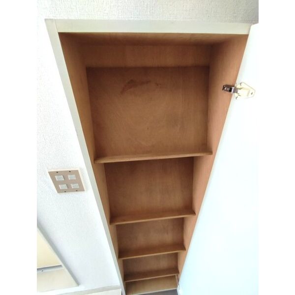 ジュネパレス新検見川第01 収納