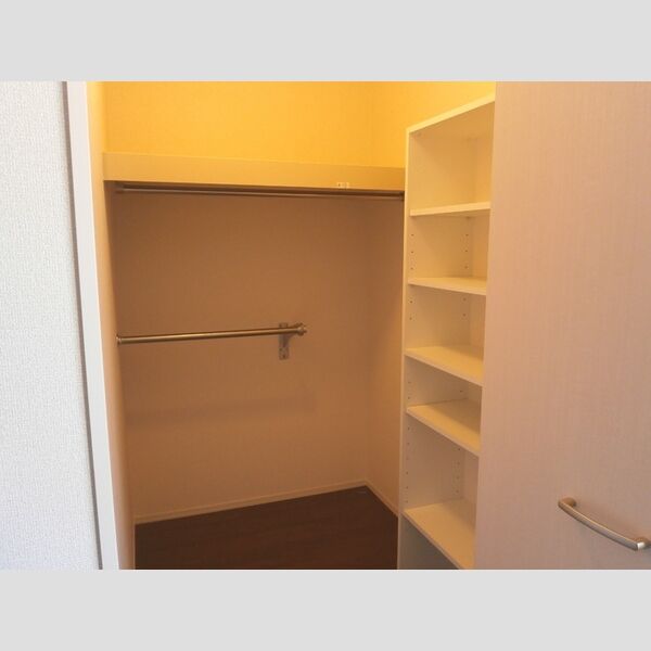 ヴァーシュ　コケット ウォークインクローゼット