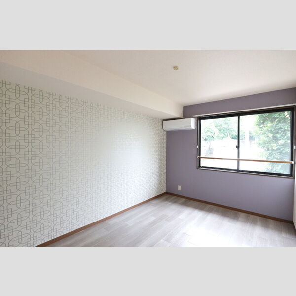 グリーンヴァレー葉山202号室 洋室