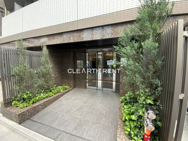 コンシェリア東京木場ステーションフロント 開放的なエントランス