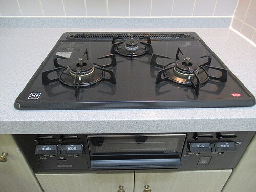 ライオンズテラス川越 ３口ガスコンロ