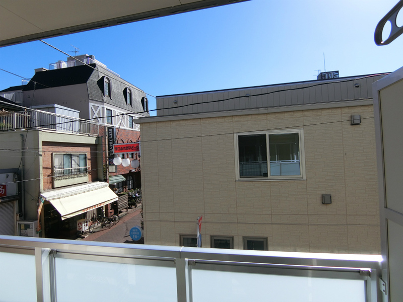 リブリ・ガレリア2階 バルコニー