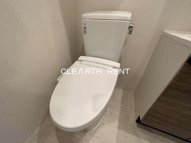 コンシェリア ＫＡＷＡＳＡＫＩ ＭＡＳＴＥＲ’Ｓ ＶＩＬＬＡ15階 清潔感あるシャワートイレ