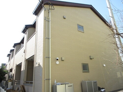 コンフォート明大前 建物外観　※前回募集時撮影2024年3月