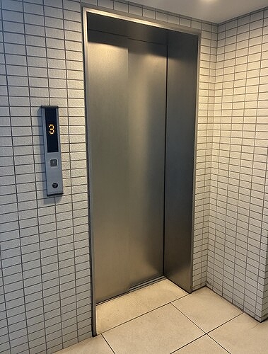 プラウド宮前平トレサージュ エントランス