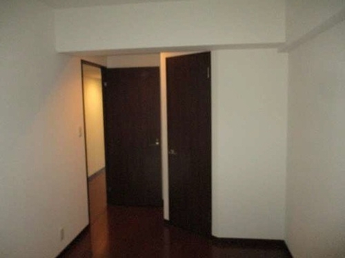 ライオンズマンション田無イーストレジデンス ウォークインクロゼット（扉閉鎖時）※2025.9撮影