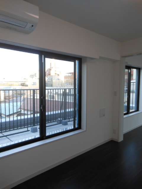 ガーラ・ヒルズ新宿 居間です