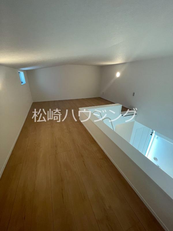 AW中野松が丘2階 内観