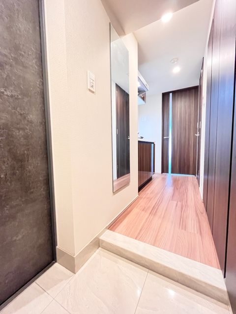 ドゥーエ板橋区役所前4階 玄関