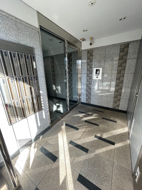 ユーレジデンス目黒本町6階 エントランス