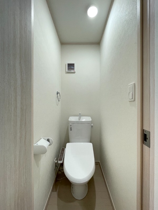 NEXUS綾瀬2階 トイレ