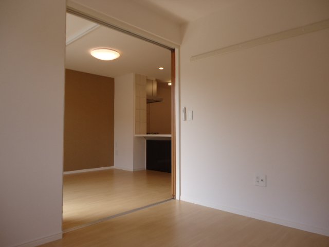 レジデンシア楓 洋室