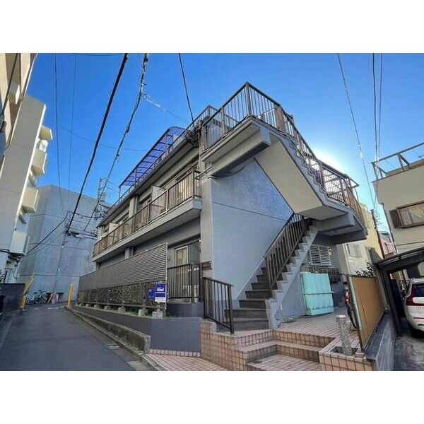 三軒茶屋マンション0101号室 外観