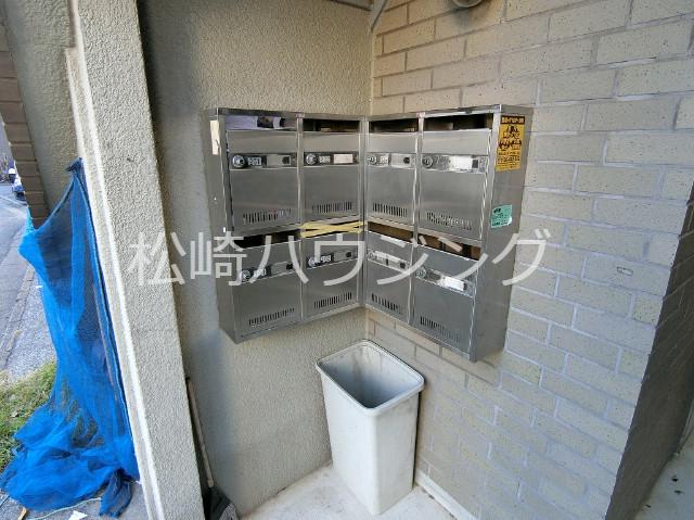 クレセント野方1階 エントランス