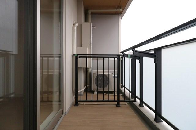 WORVE横浜伊勢佐木町10階 バルコニー