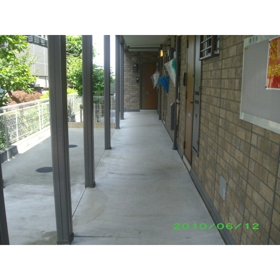 フランメゾン1階 外観