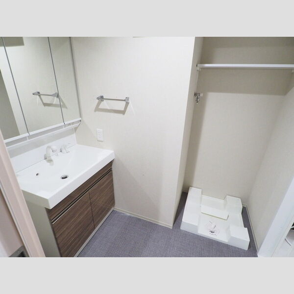 Gran Crab802号室 洗髪洗面化粧台