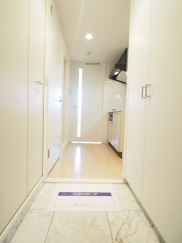 レジディア東品川2階 玄関