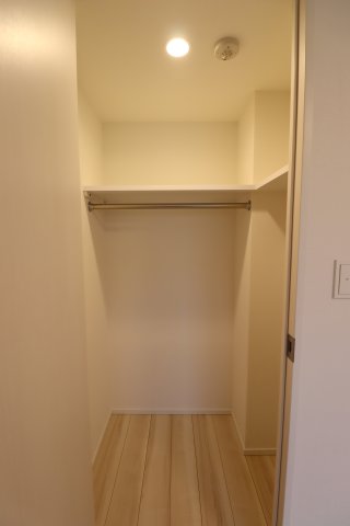 GENOVIA新子安1002号室 収納