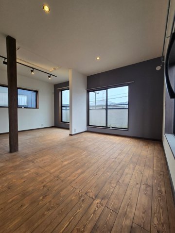 柏市南増尾7丁目戸建 内観