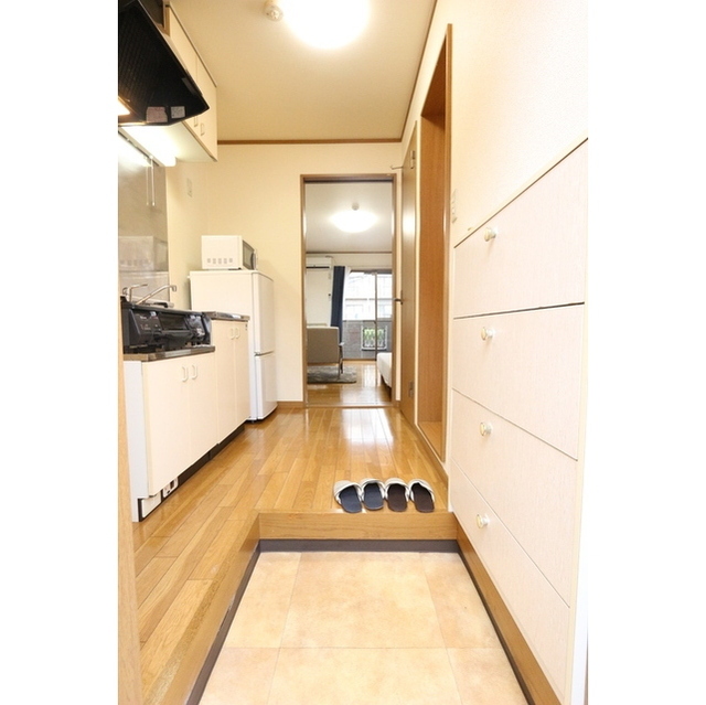 ラークヒル204号室 玄関