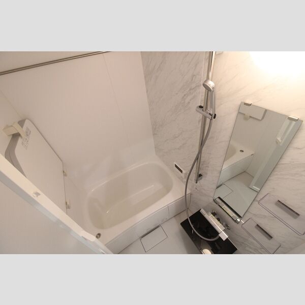 Maestro (マエストロ)103号室 浴室乾燥機・追い炊き機能付き風呂