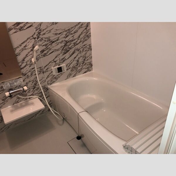 セジュール グラード 追い焚き機能が付いた経済的なユニットバス