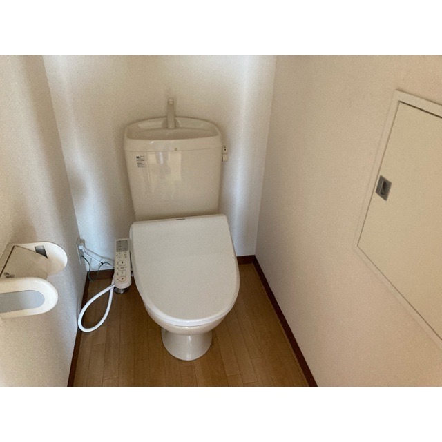 Ｂｅｒｎｅｓｅ102号室 同建物別部屋の参考画像