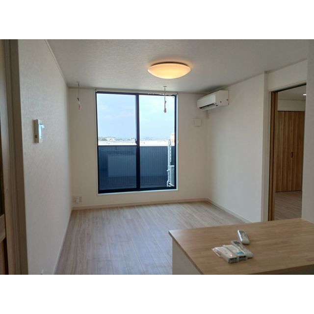 キクラス鶴見303号室 内観