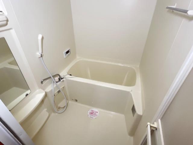 plaisir　（プレジール）102号室 バス