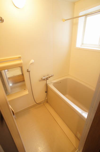 アーバンスクウェアーなかにしＪ棟 お風呂